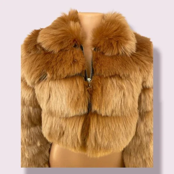 Crop Fur Jacket - Picture 2 of 5